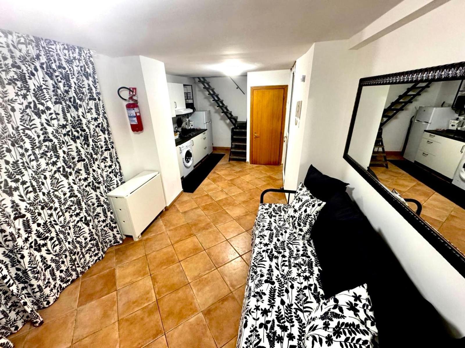 Apartment Machiavelli House