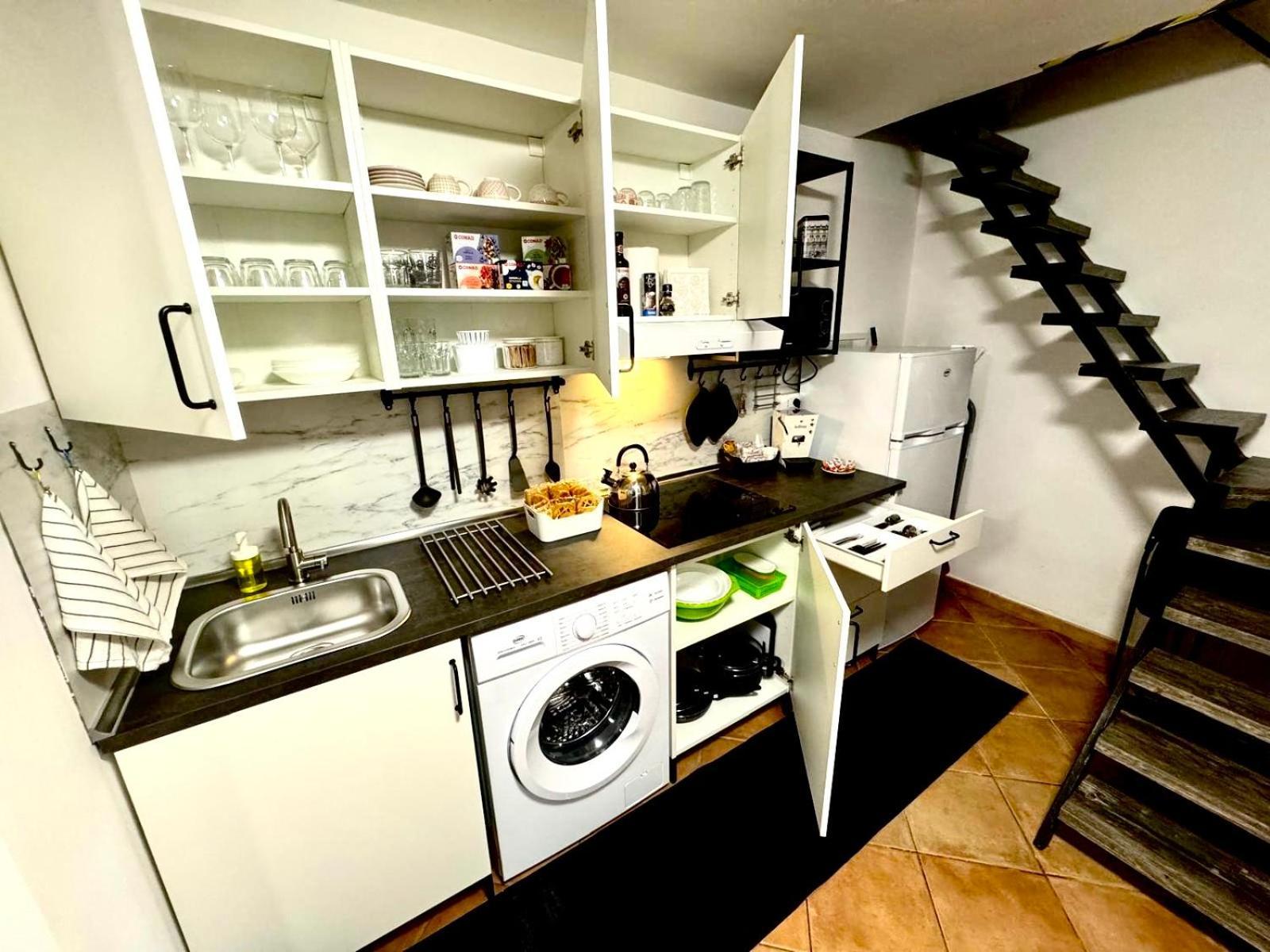 Machiavelli House Apartment *