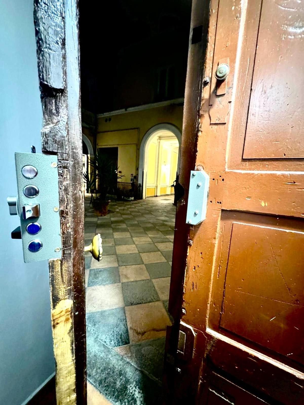 Machiavelli House Apartment *